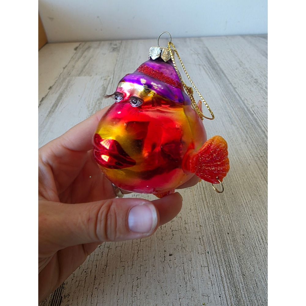 Fish glitter goldfish ornament earrings eyelashes diva fashionista Xmas tree